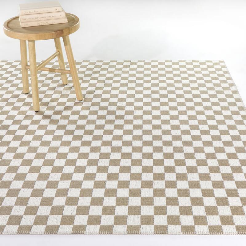 Bernard Classic Checkered Area Rug - 7'10" x 10' - Brown