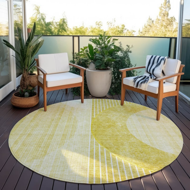Machine Washable Indoor/ Outdoor Chantille Contemporary Geo Rug