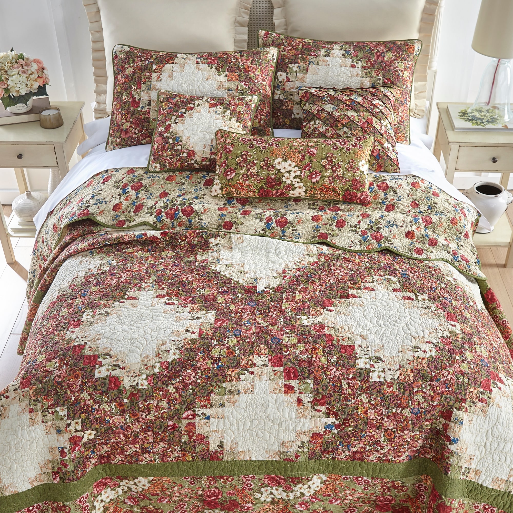 >Donna Sharp Watercolor Irish Chain Quilt Set Overstock 31696590