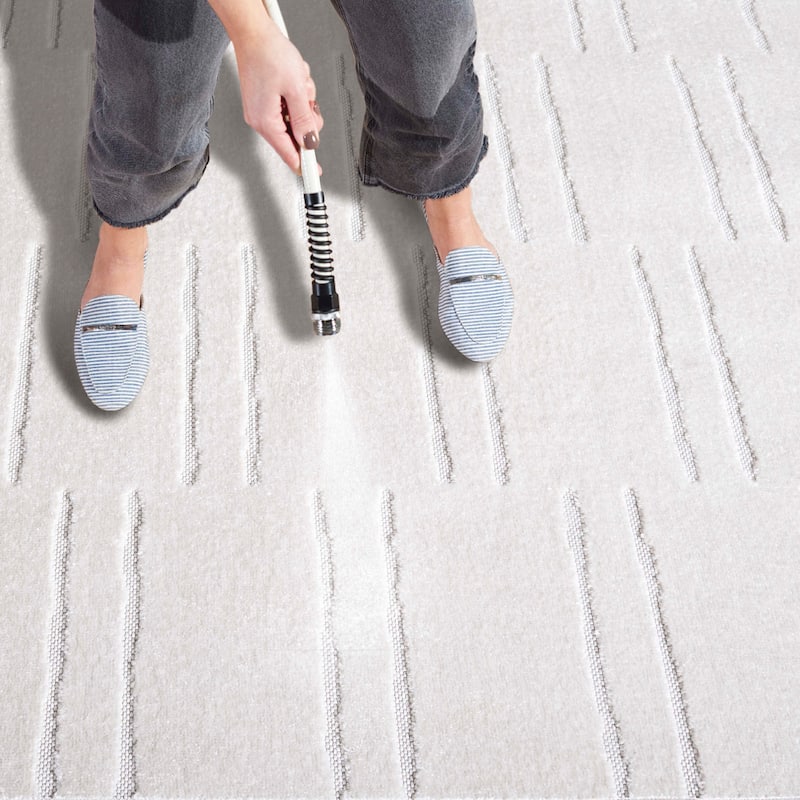 SAFAVIEH Stella Olessia Modern & Contemporary Rug