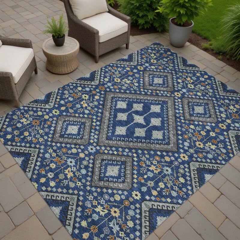 Machine Washable Indoor/ Outdoor Boho Milli Chantille Rug