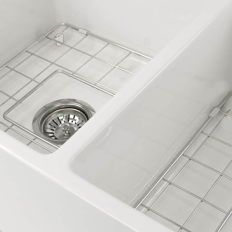 Highpoint Collection Double Bowl Fireclay Farmhouse Sink - 33 x 18 x 10