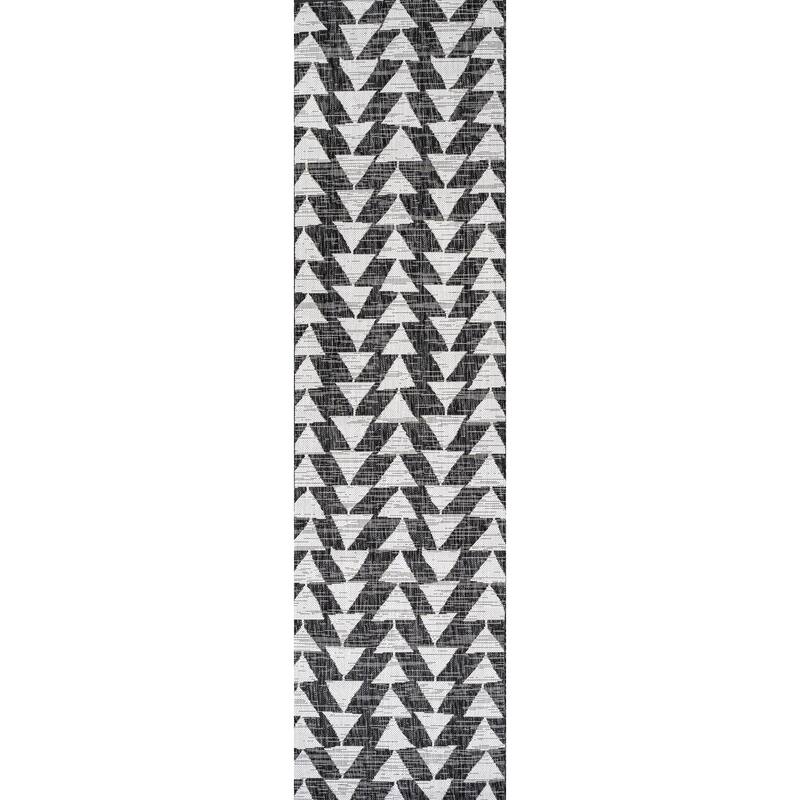 JONATHAN Y Marokko Modern Tribal Geometric Indoor/Outdoor Area Rug - 2 X 10 - Black/Ivory