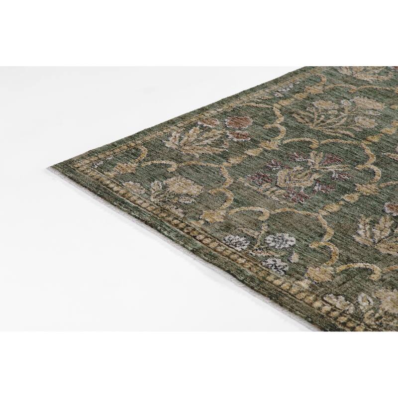 Momeni Wisteria Polyester Traditional Area Rug