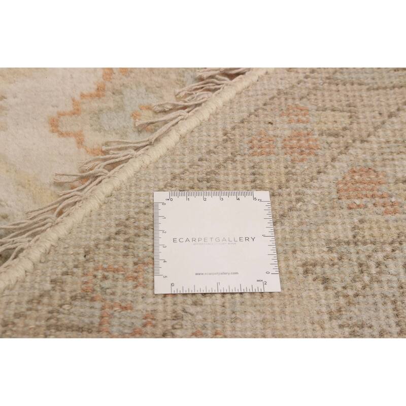 ECARPETGALLERY Hand-knotted Royal Oushak Beige Wool Rug - 6'10 x 6'10