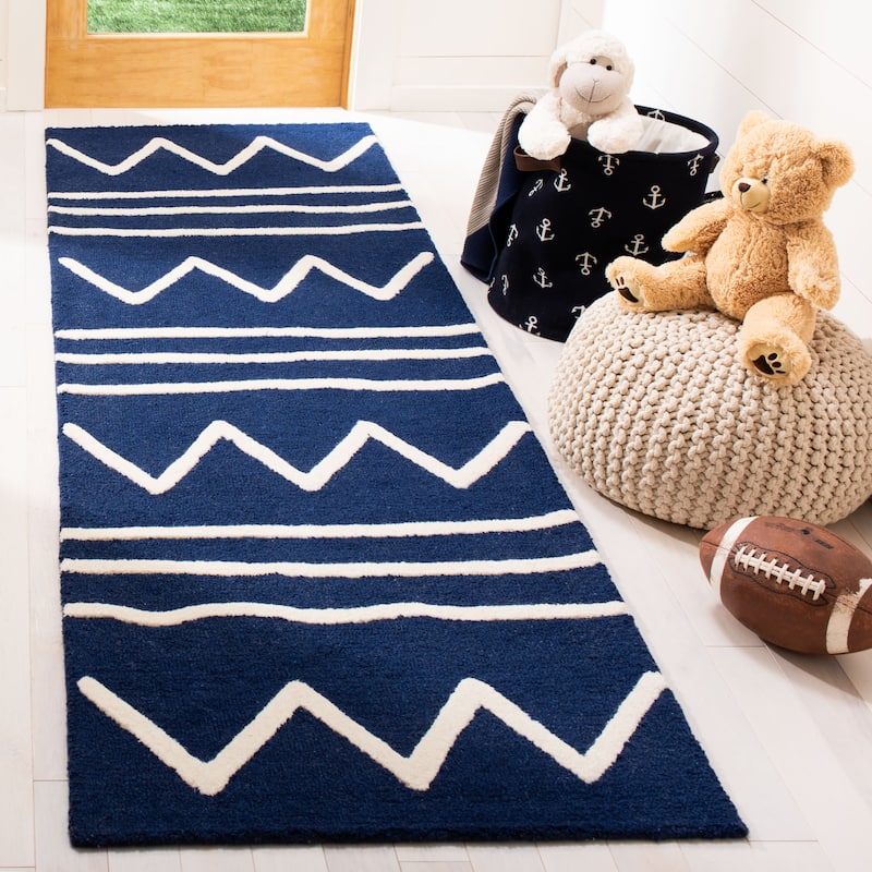 SAFAVIEH Handmade Kids Deyanira Wool Rug - 2'6" x 8' Runner - Navy/Ivory
