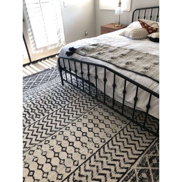 Top Product Reviews For E Black White Bohemian Area Rug Top Product Reviews For E Black White Bohemian Area Rug