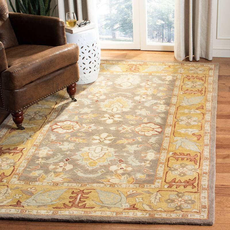 SAFAVIEH Handmade Anatolia Celyne Traditional Oriental Hand-spun Wool Rug