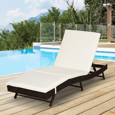 Outdoor Wicker Recliner with Adjustable Backrest and Cushion