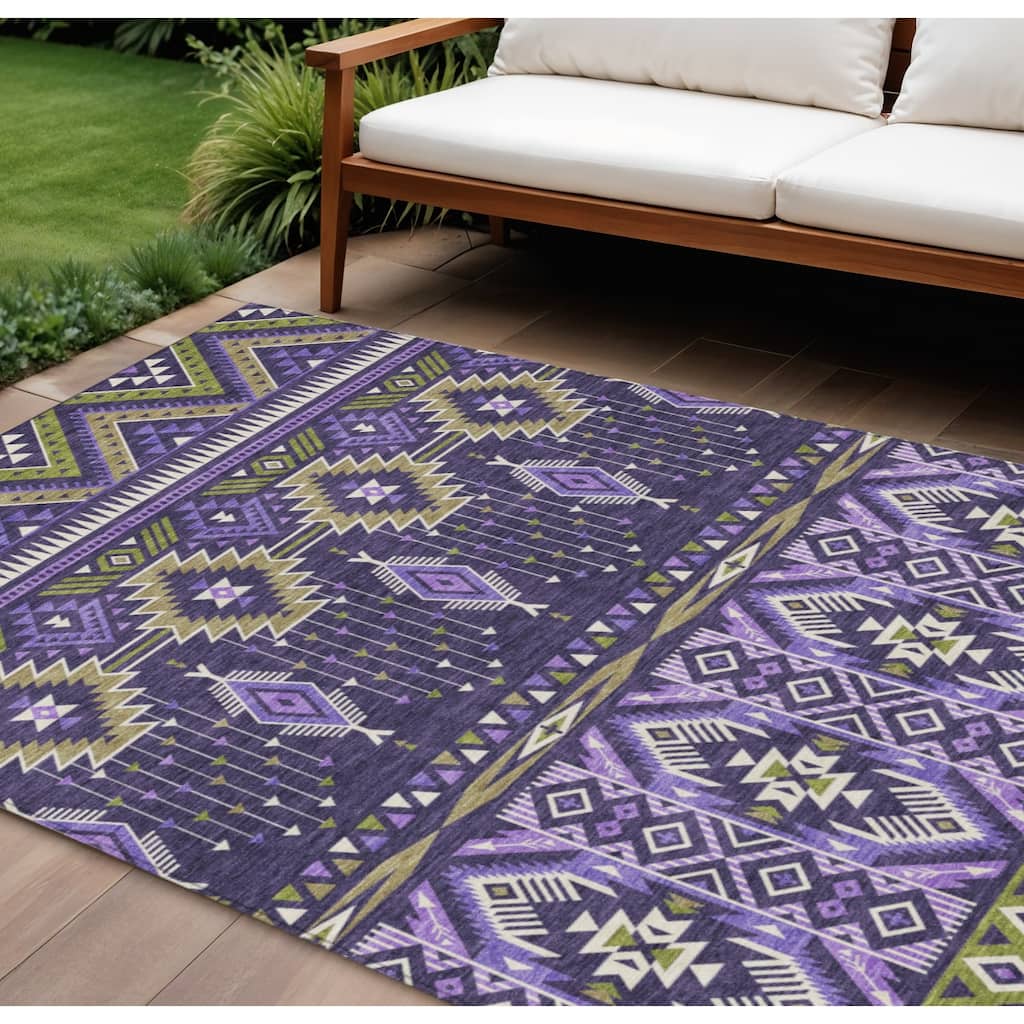 HomeRoots Aztec Transitional Rectangle Outdoor Rug