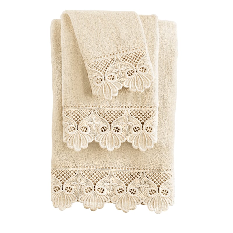 3-Piece Macramé Laced Bathroom Towel Set