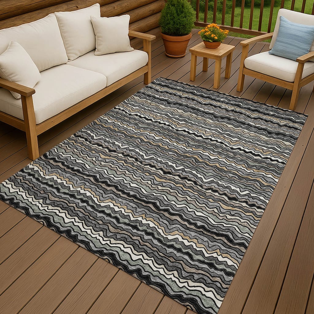 Machine Washable Indoor/ Outdoor Ziggy Stripe Chantille Rug