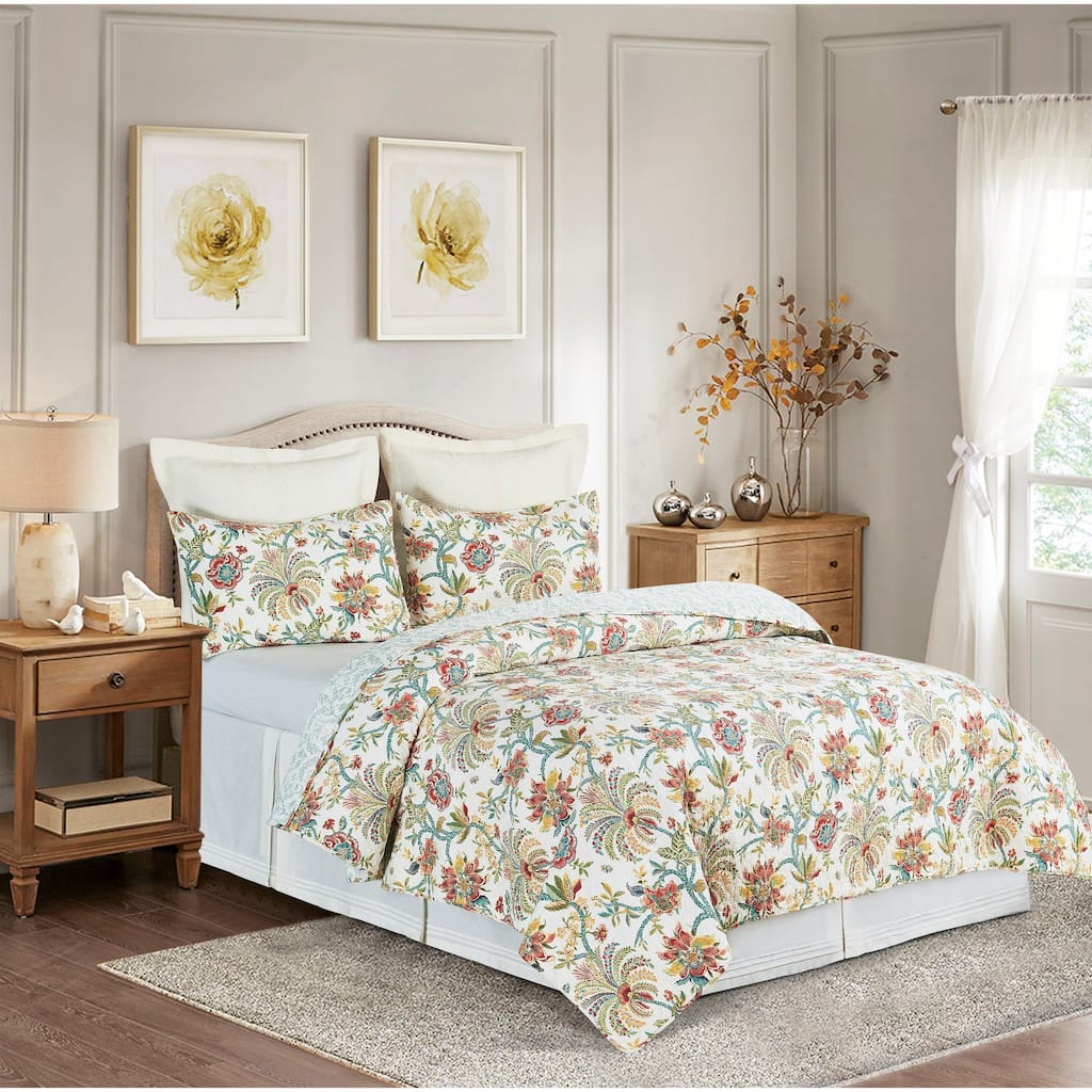 Braganza Tropical Floral Cotton Quilt Set