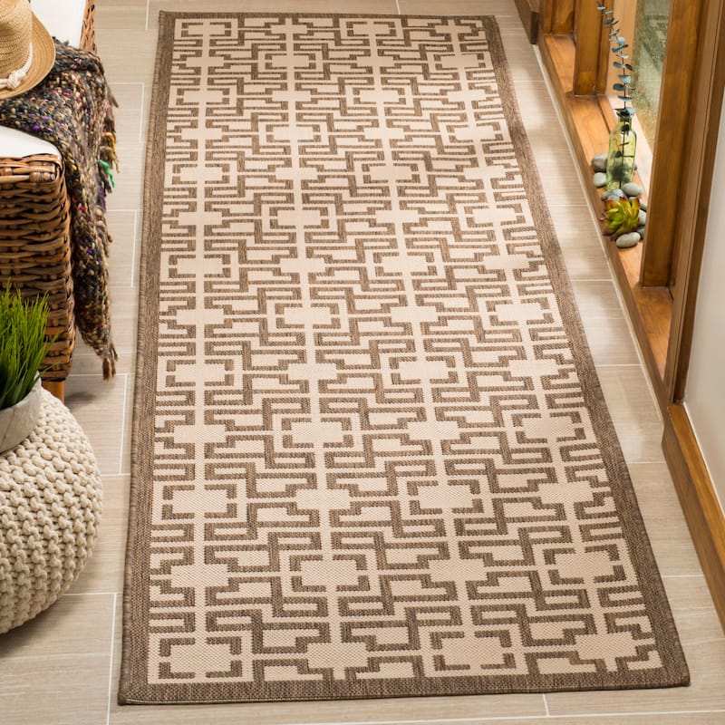 Martha Stewart by SAFAVIEH Hrissoula Indoor/ Outdoor Waterproof Rug - 2'7" x 8'2" Runner - Beige/Brown