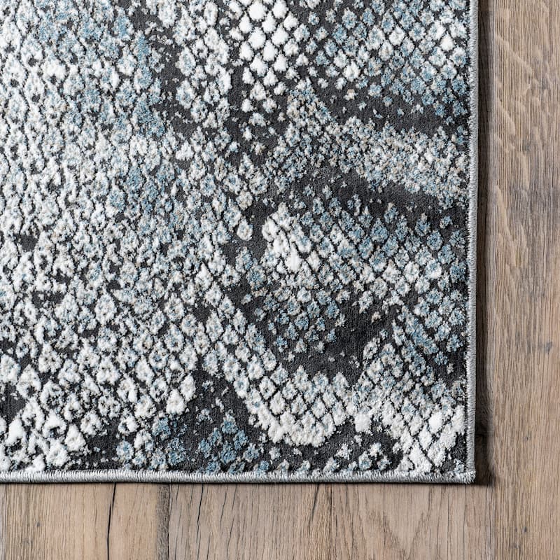 Nuloom Enni Contemporary Snake Print Area Rug