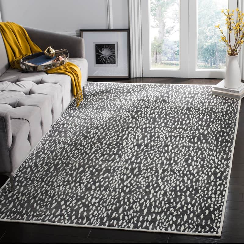 SAFAVIEH Handmade Marbella Goril Modern Polyester Rug - 4' x 6' - Dark Grey/Ivory
