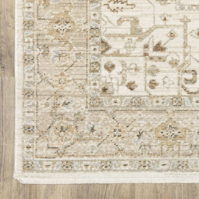 Style Haven Lucia Vintage Center Medallion Area Rug