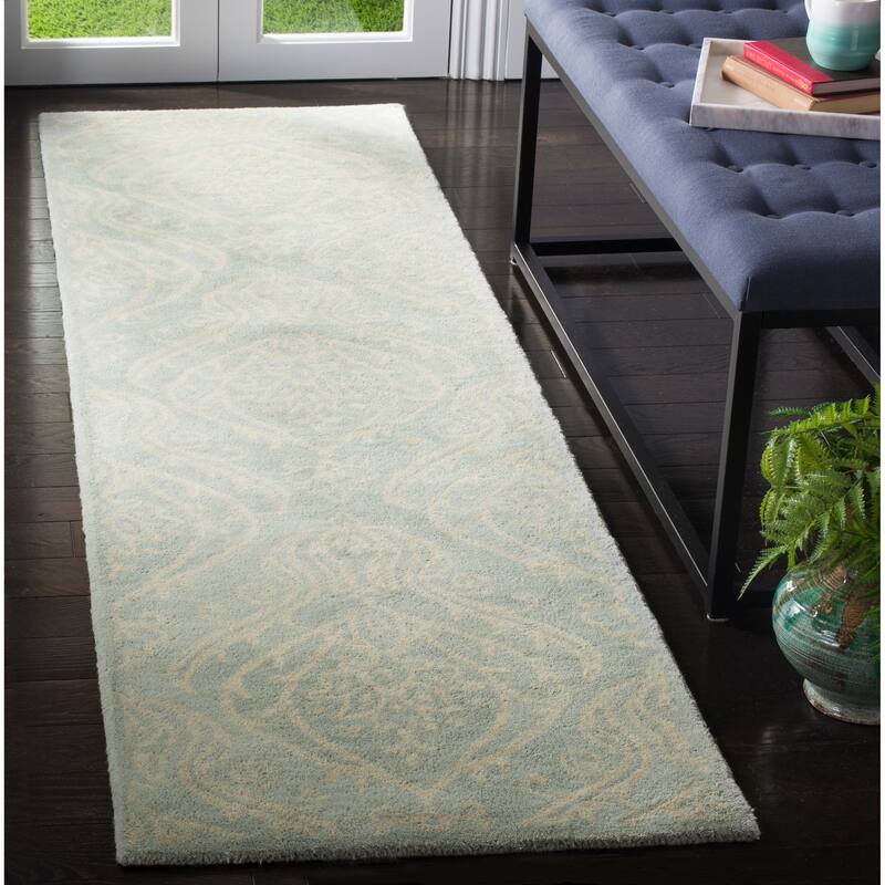 SAFAVIEH Handmade Bella Teresia Modern Floral Wool Rug - 2'3" x 8' Runner - Silver/Ivory