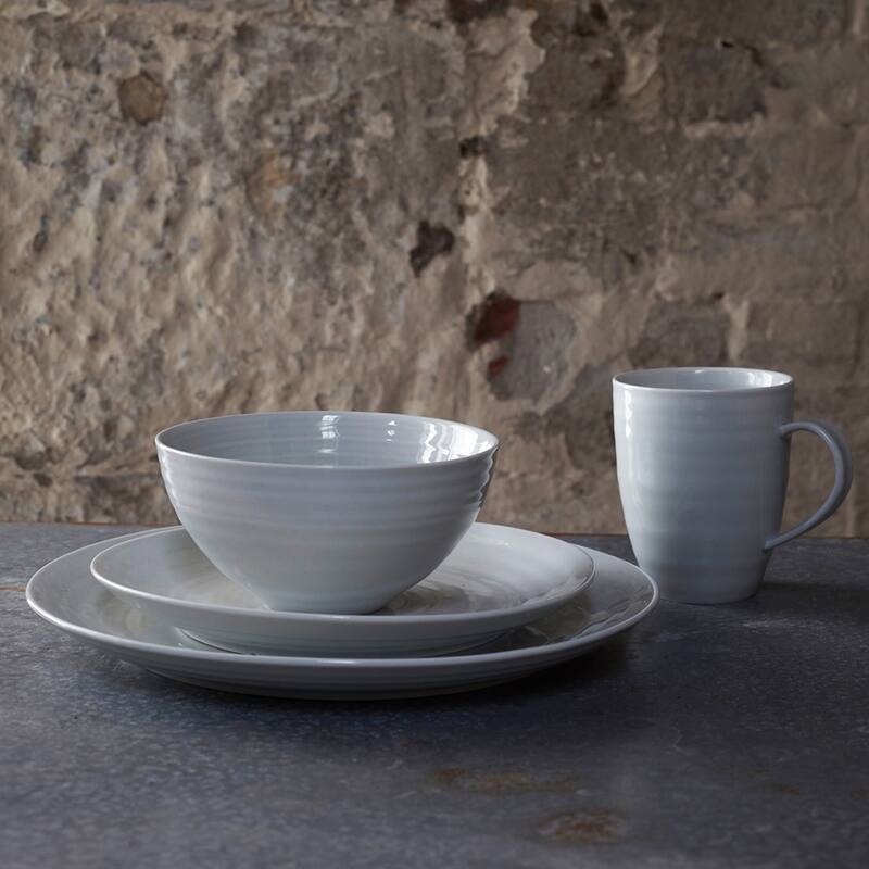 Daniel Smith 16-Piece Set, Service for 4