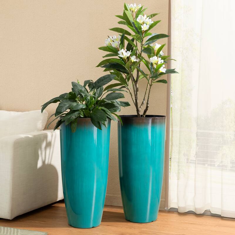 Glitzhome 30"H Set of 2 Oversized Gradient Cobalt Blue/Turquoise/Red Tall Plastic Planter