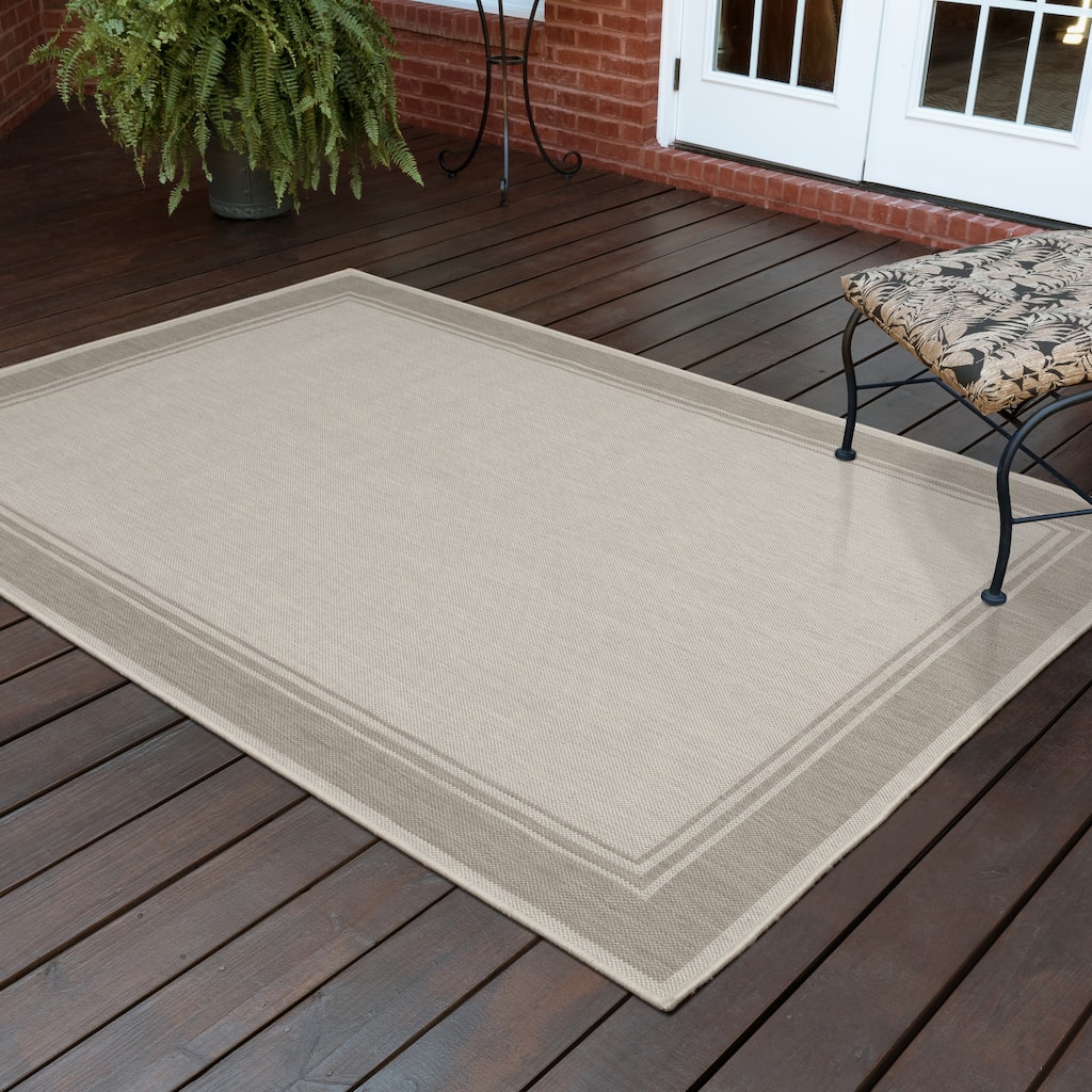 Vista Home Palmetto Simple Border Indoor/ Outdoor Area Rug