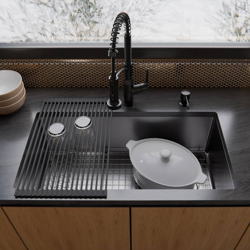 Karran Fusion Undermount 33-in x 18-1/4-in Stainless Steel Extra-Large Single Bowl Kitchen Sink