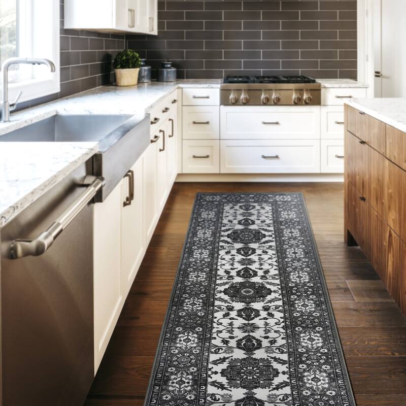 My Magic Carpet Machine Washable Medallion Accent Rug