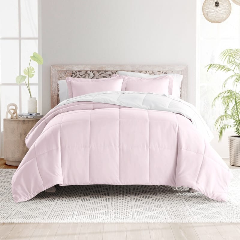 Soft Essentials All-season Down Alternative Reversible Lightweight Comforter Set - Blush & White - Twin - Twin XL