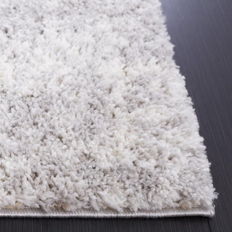 SAFAVIEH Berber Shag Rafaele 1.25-inch Thick Rug