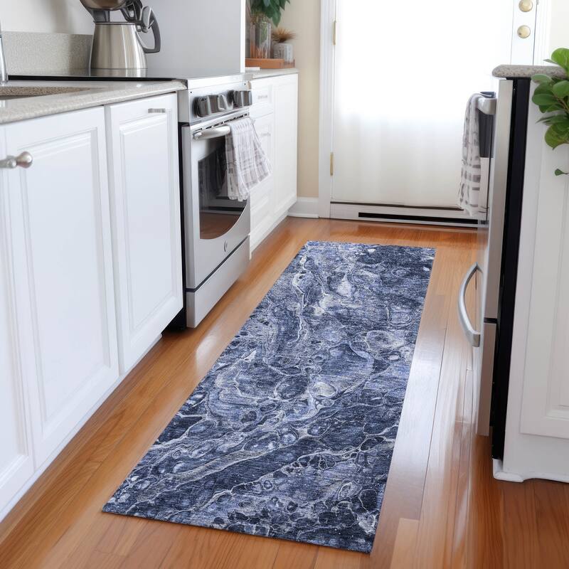 Machine Washable Indoor/ Outdoor Chantille Abstract Watercolor Rug - Navy - 2'3" x 7'6"