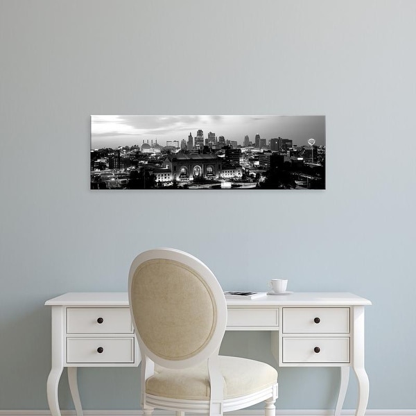 Easy Art Prints Panoramic Image 'Union Station at sunset with city skyline, Kansas City, Missouri' Canvas Art