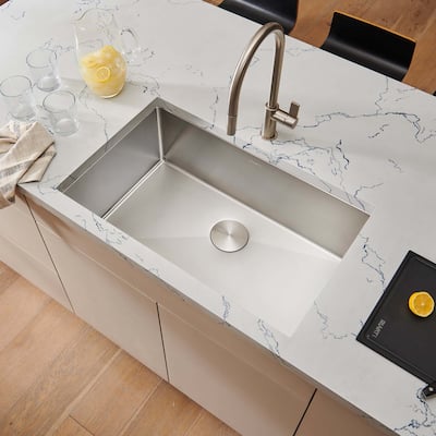 Ruvati 30-inch Undermount 16 Gauge Tight Radius Kitchen Sink Stainless Steel Single Bowl - RVH7300 - 30" x 18"