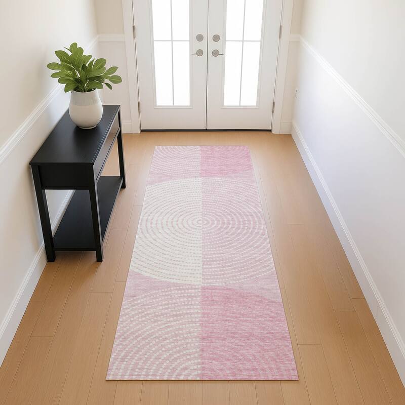 Machine Washable Indoor/ Outdoor Casual Circles Chantille Rug