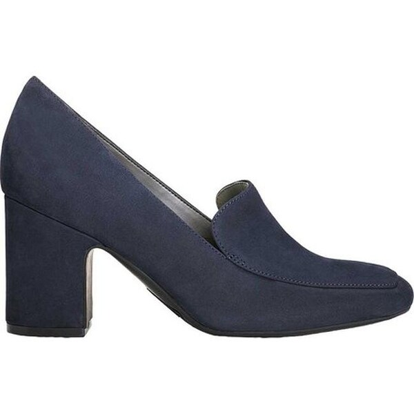 aerosoles navy heels