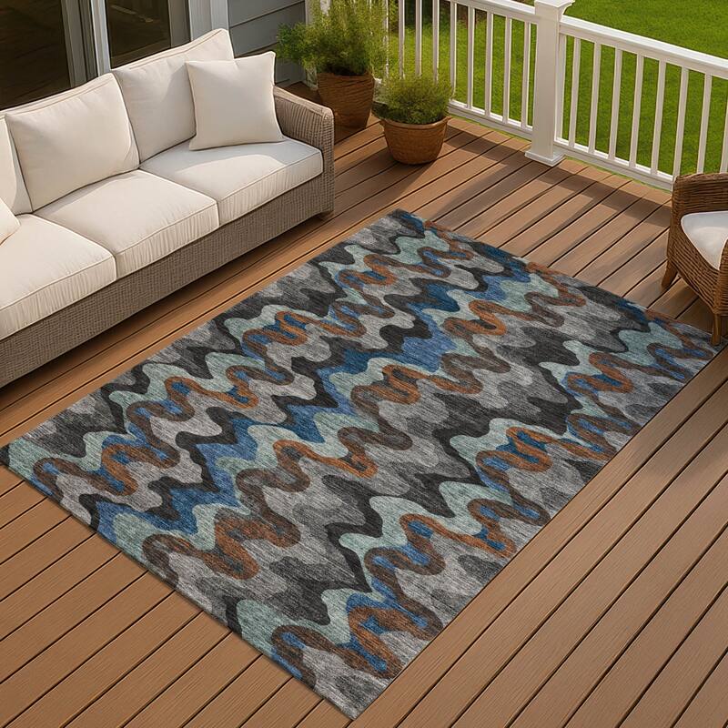 Machine Washable Indoor/ Outdoor Modern Mason Chantille Rug