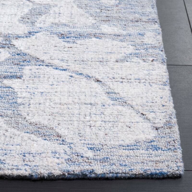 SAFAVIEH Handmade Soho Garance Modern Abstract Wool & Viscose Rug