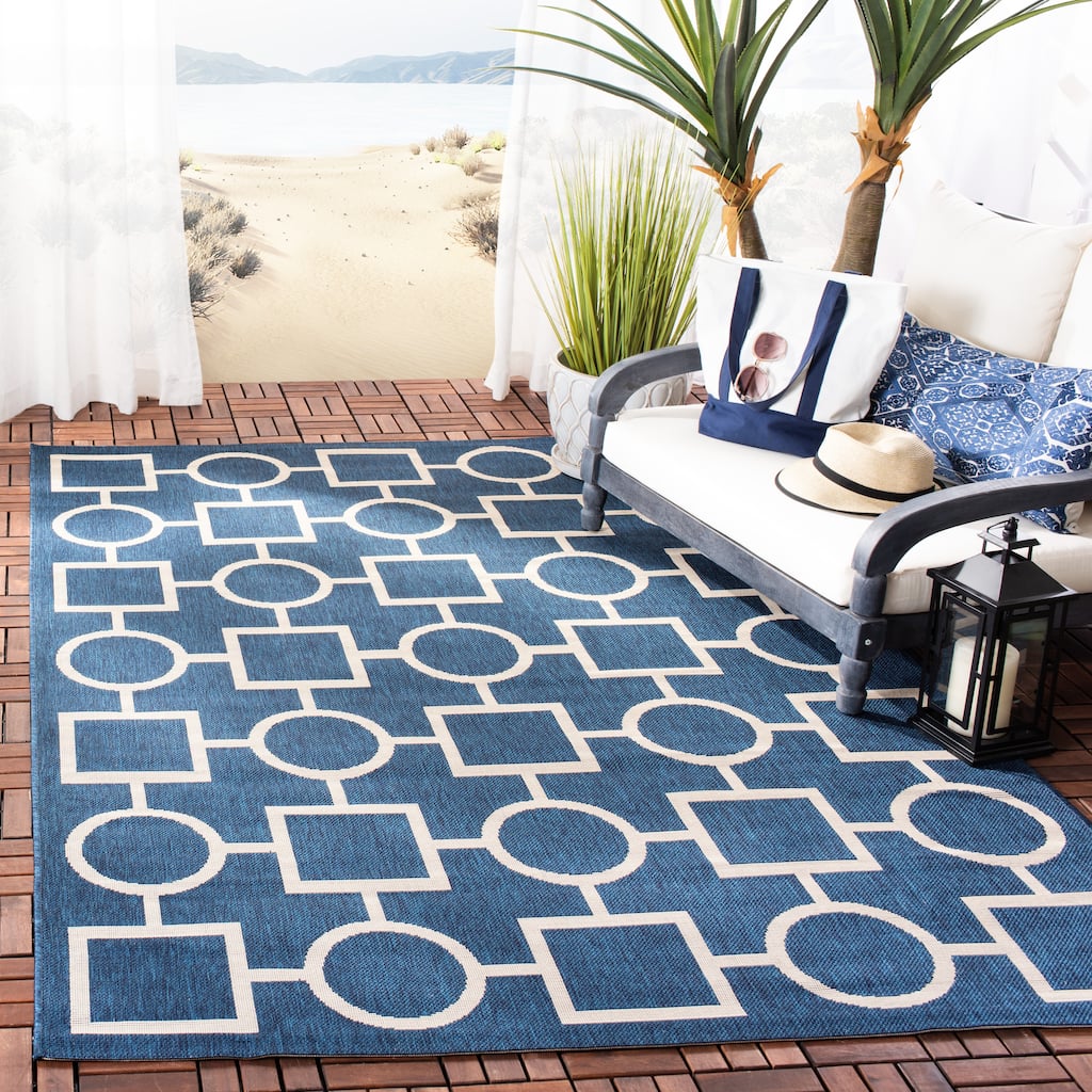 SAFAVIEH Courtyard Sharlene Indoor/ Outdoor Patio Backyard Rug
