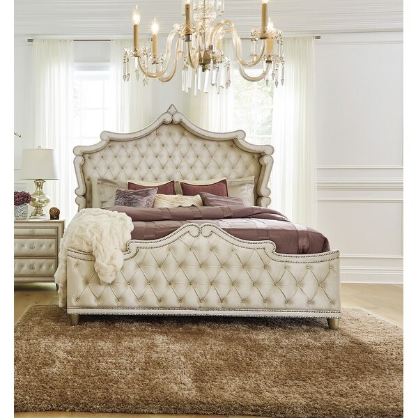 Tufted shop panel bed