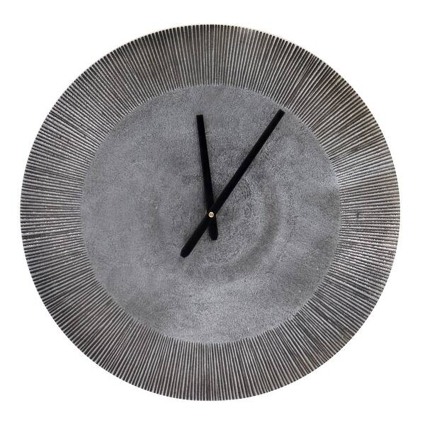 Phelt Contemporary Round Wall Clock 15 X 15 Overstock 32077162