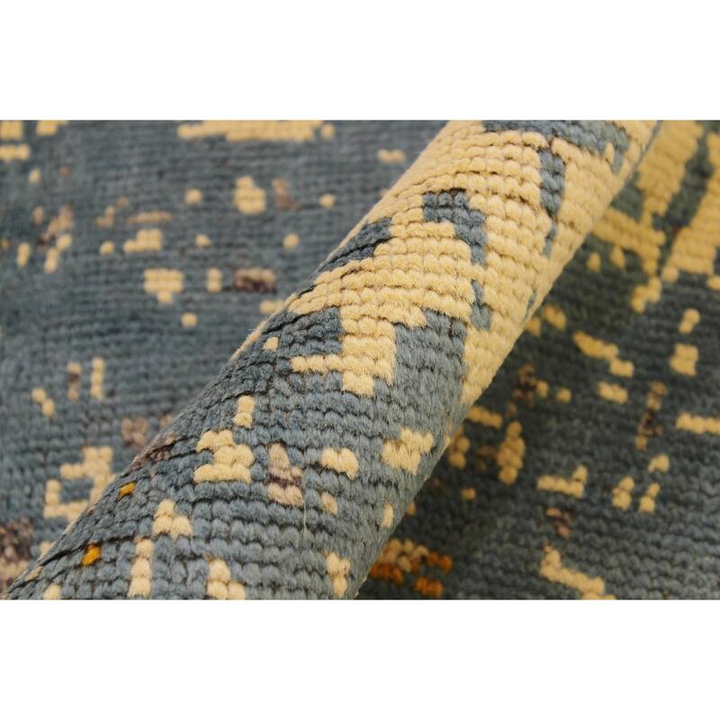 Shabby Chic Balochi Nava Blue/Beige Hand Knotted Wool Rug - 4'11'' x 6'5''