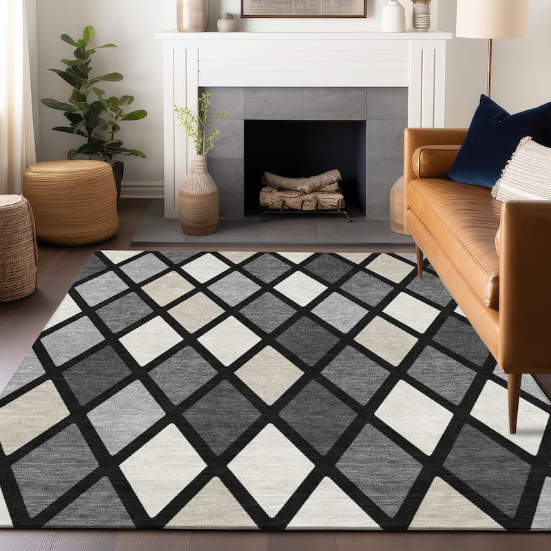 Machine Washable Indoor/ Outdoor Chantille Diamond Prism Rug
