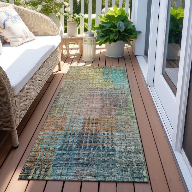 Machine Washable Indoor/ Outdoor Chantille Modern Kaleidoscope Rug - Green - 2'3" x 7'6"