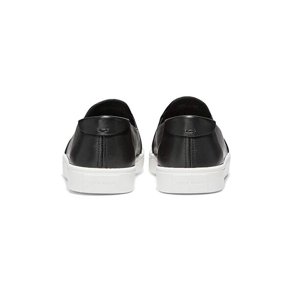 women's grandprø spectator scalloped slip on sneaker