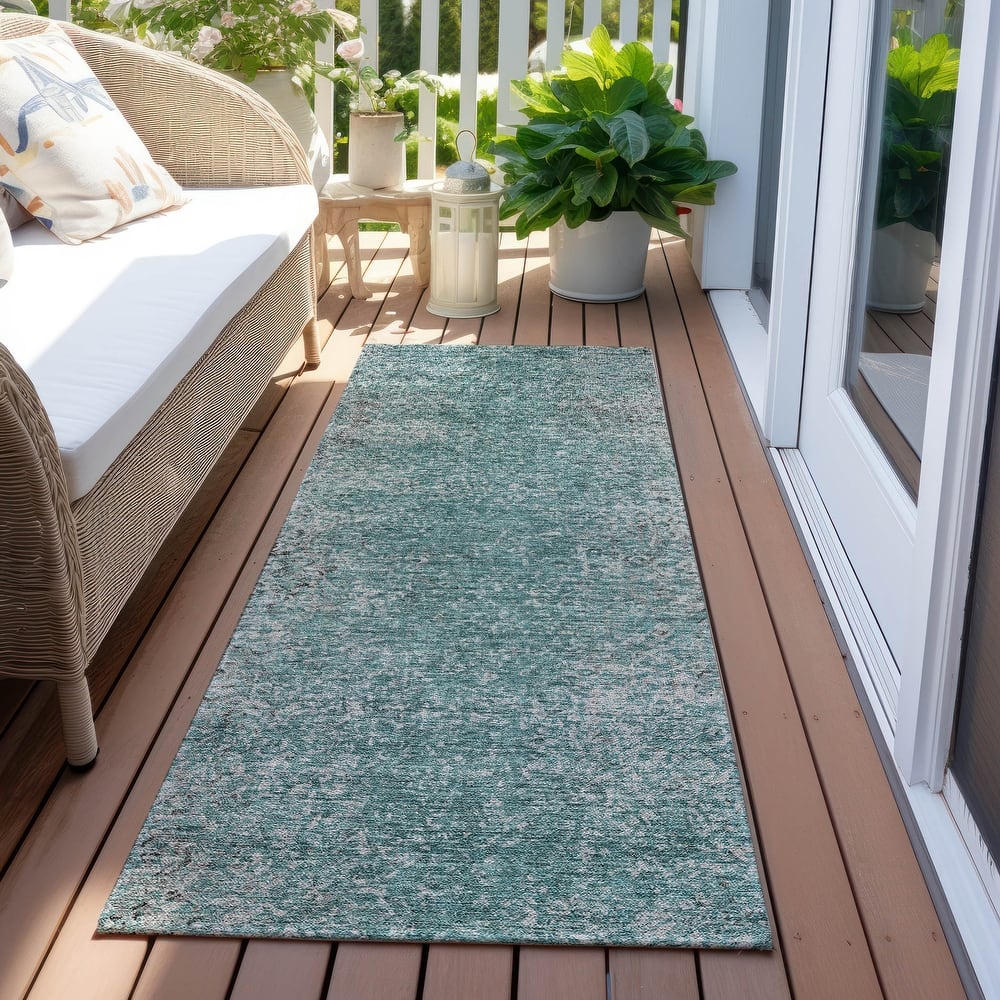 Machine Washable Indoor/ Outdoor Chantille Solid Contemporary Rug