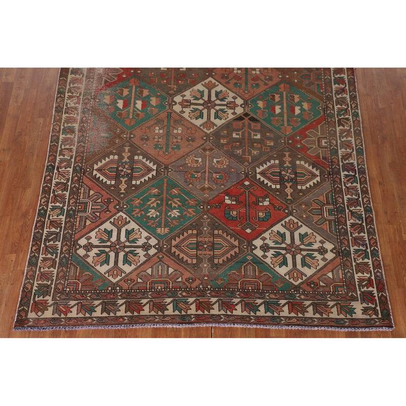 Distressed Bakhtiari Persian Vintage Area Rug Hand-Knotted Wool Carpet - 7'1"x 10'3"