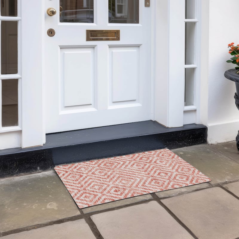 Machine Washable Indoor/ Outdoor Chantille Geo Diamond Rug - Salmon - 1'8" x 2'6"