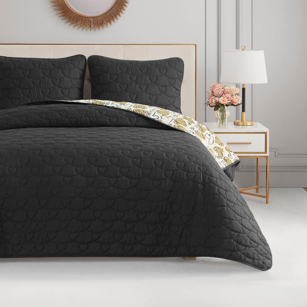 Juicy Couture Cheetah Doodle Hearts Quilt Sets