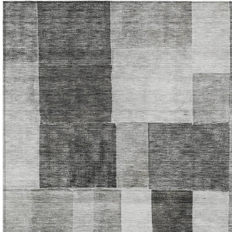 HomeRoots Geometric Transitional Rectangle Outdoor Rug