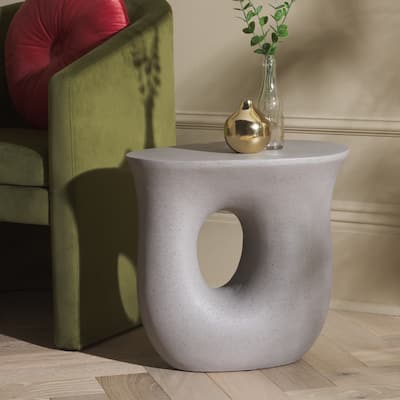 SAFAVIEH Irelyn Accent Table (Fully Assembled) - 18"W x 13"D x 17"H