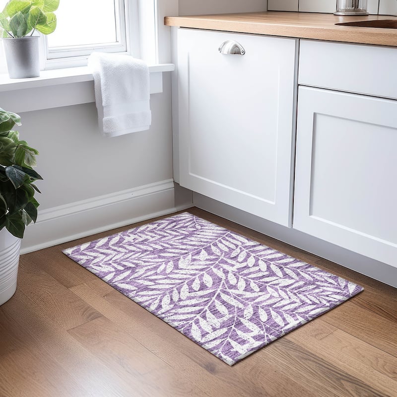 Machine Washable Indoor/ Outdoor Chantille Palm Rug